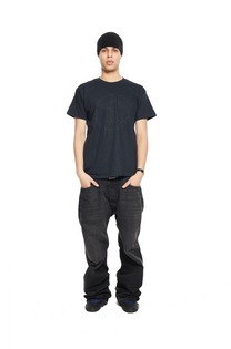 dotted logo t - black